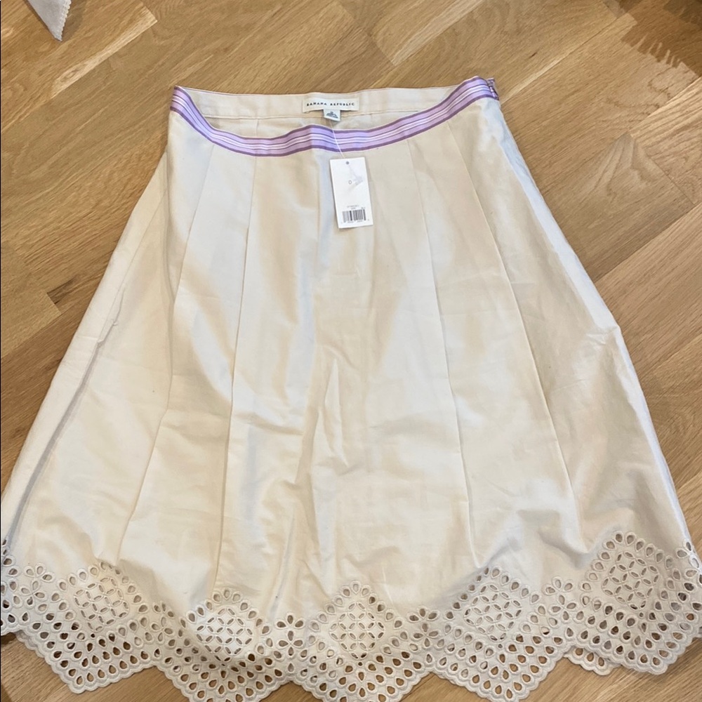 Banana Republic Cream A-Line Skirt with Cut Out Details